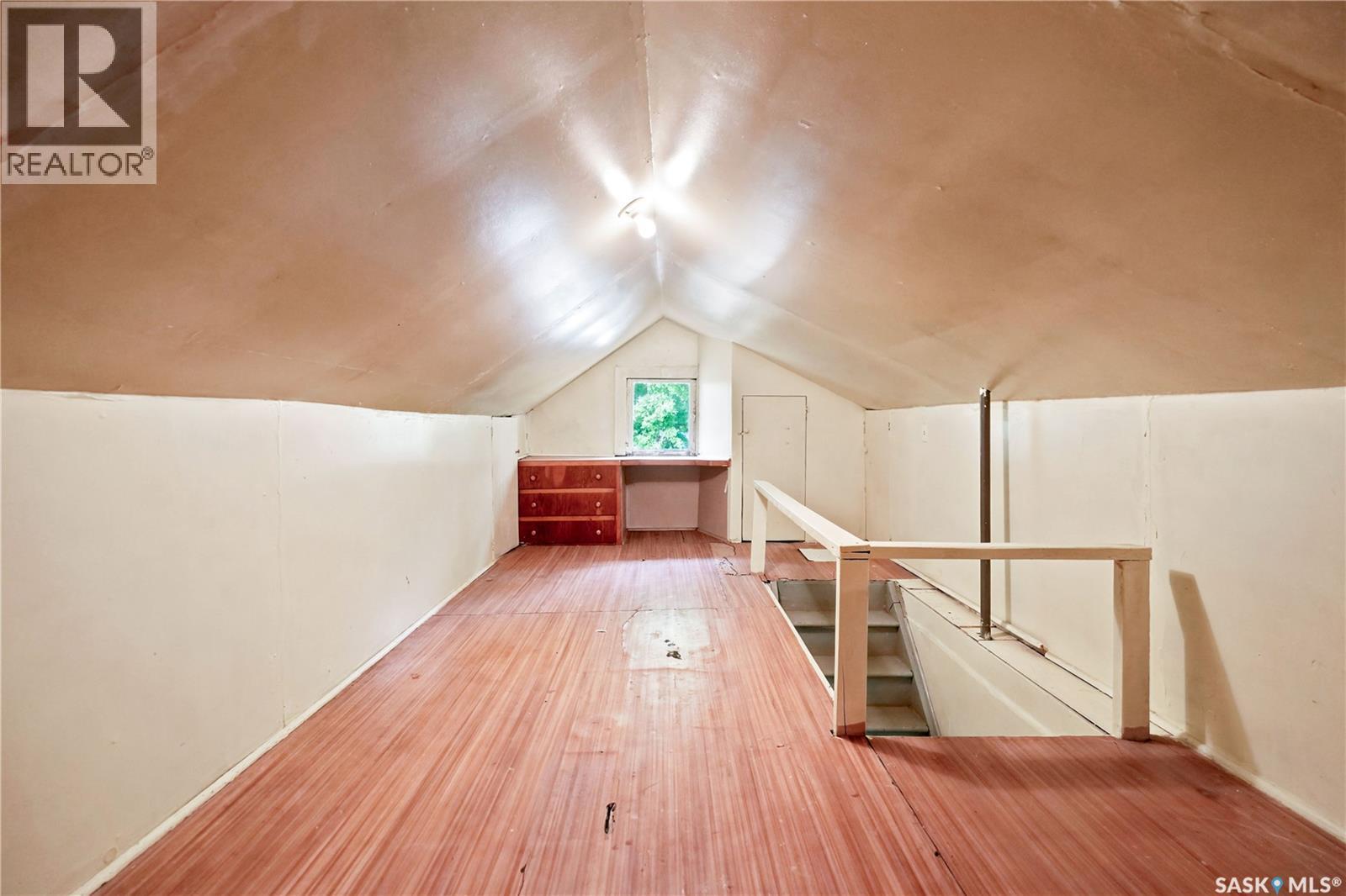 311 3rd Street Property Photo 32