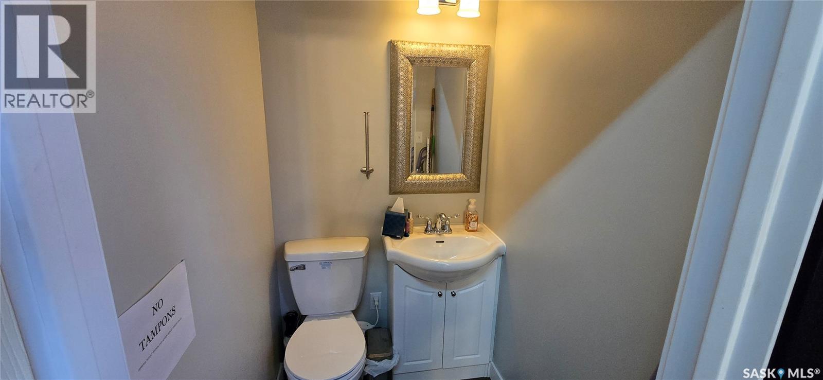 218 3rd Street Property Photo 7