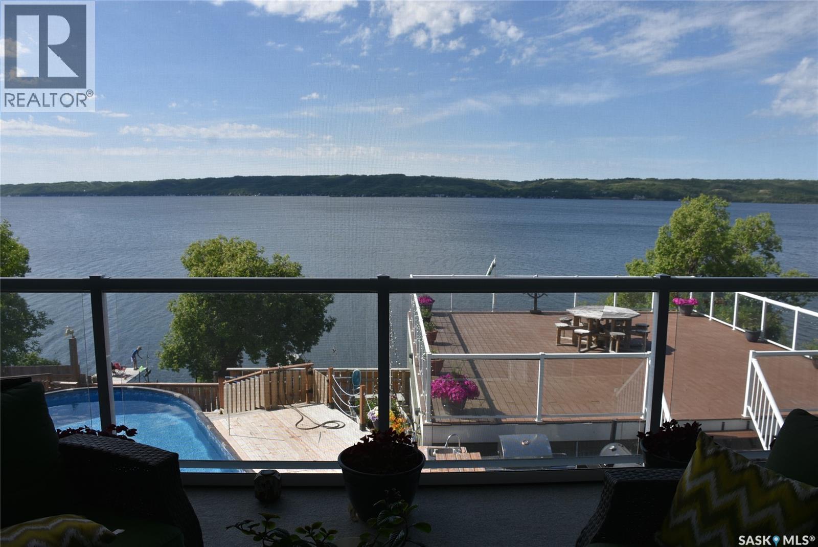 50 Aaron Place Property Photo 8