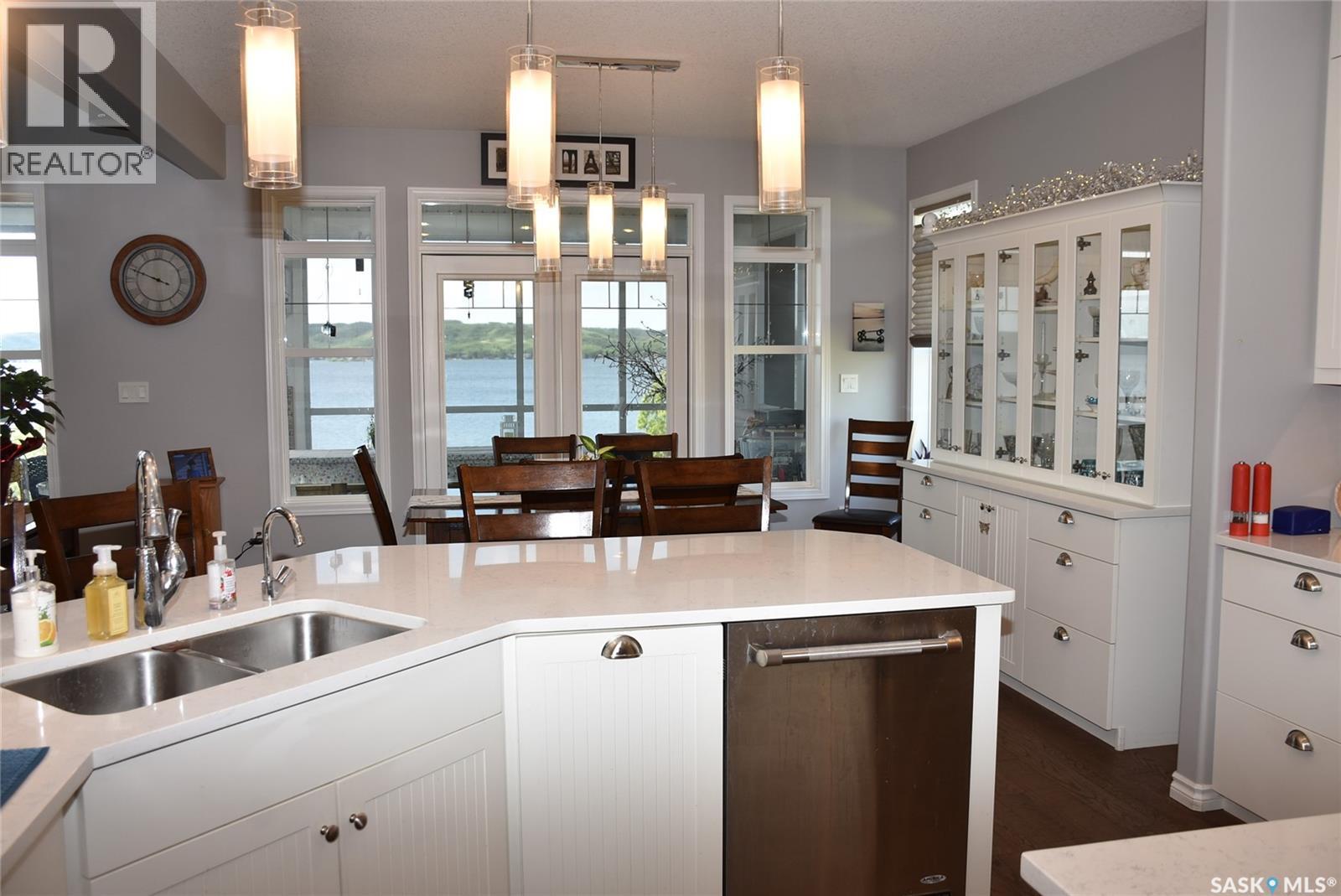 50 Aaron Place Property Photo 19