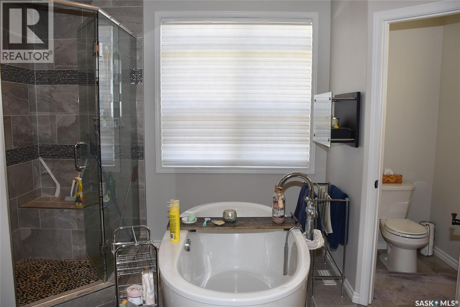 50 Aaron Place Property Photo 33