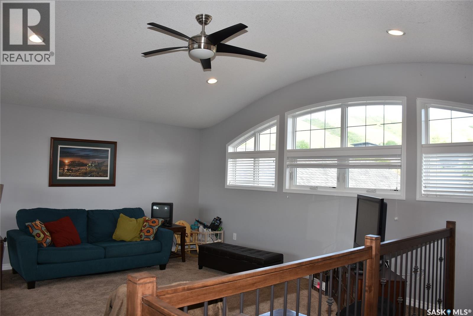 50 Aaron Place Property Photo 35