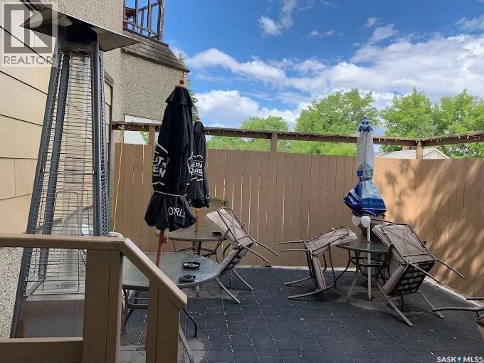 300 Albert Street Property Photo 5