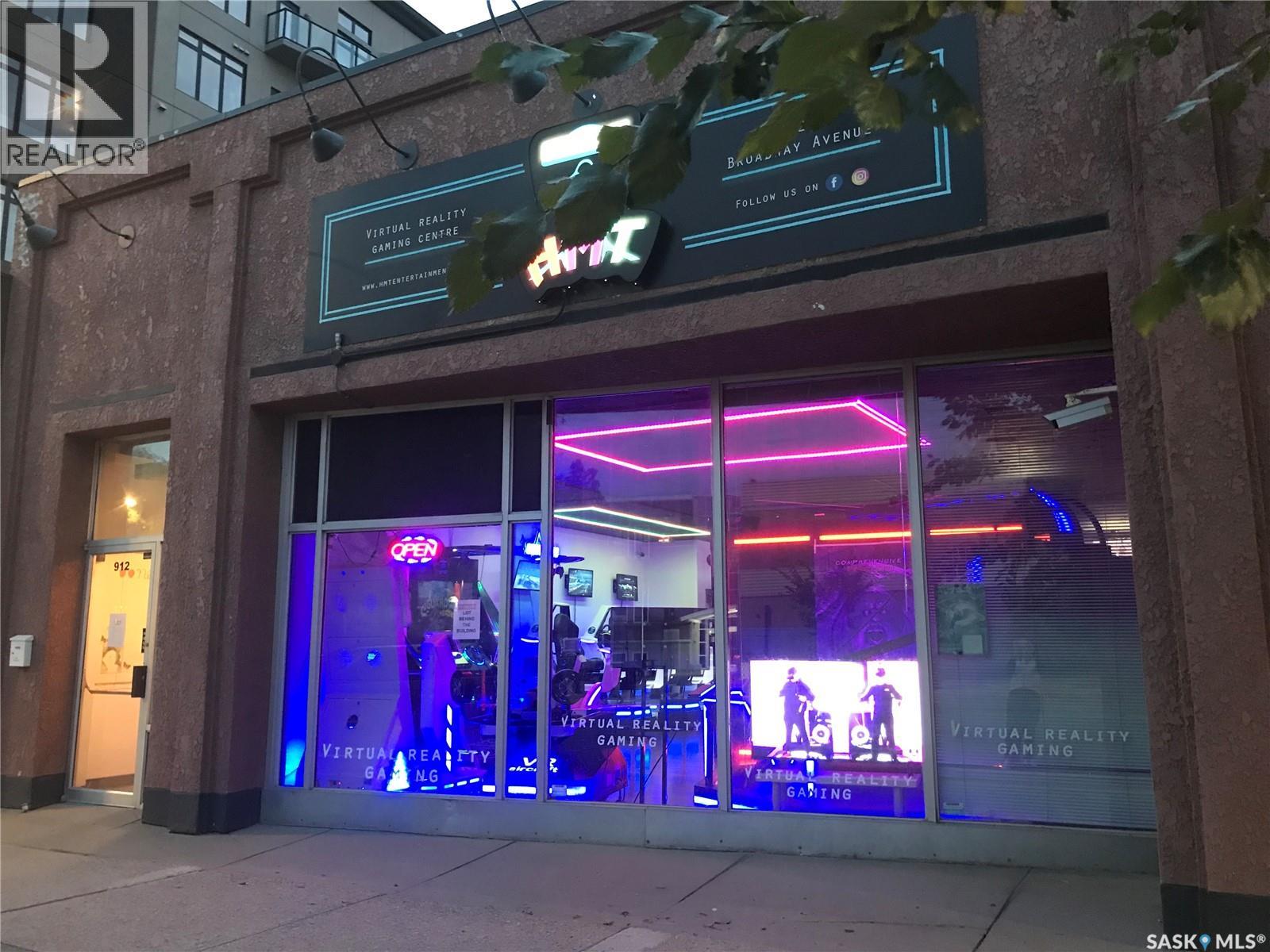 912 Broadway AVENUE