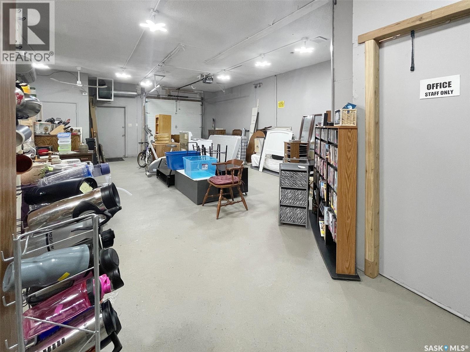 606 Herbert Avenue Property Photo 6