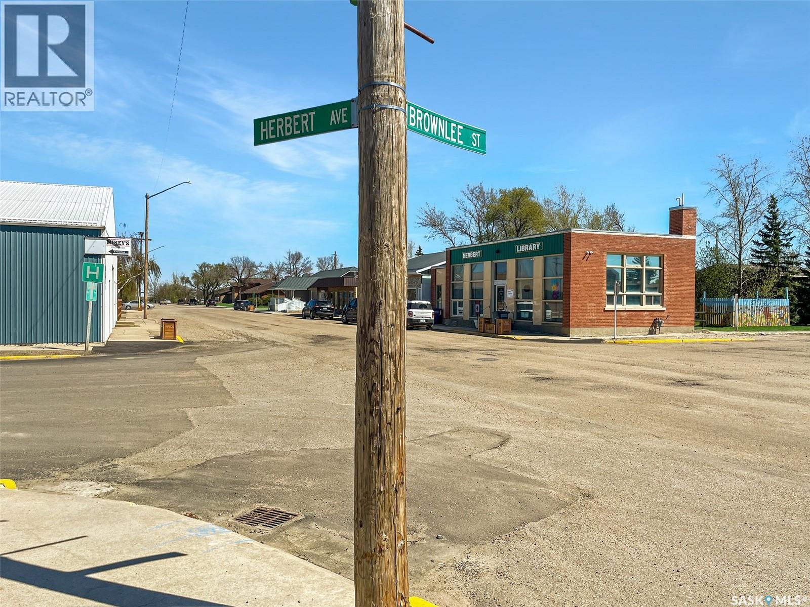 606 Herbert Avenue Property Photo 10
