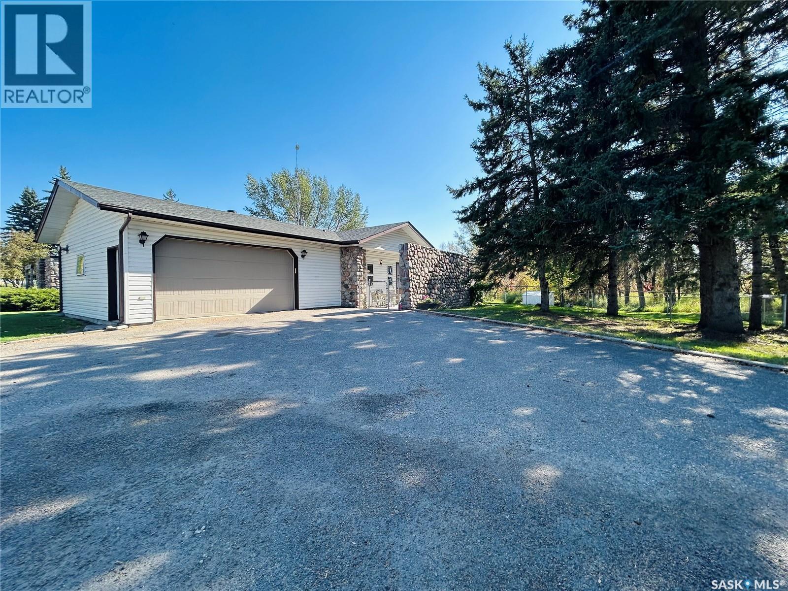 Fieldstone Grove Acreage Property Photo 1