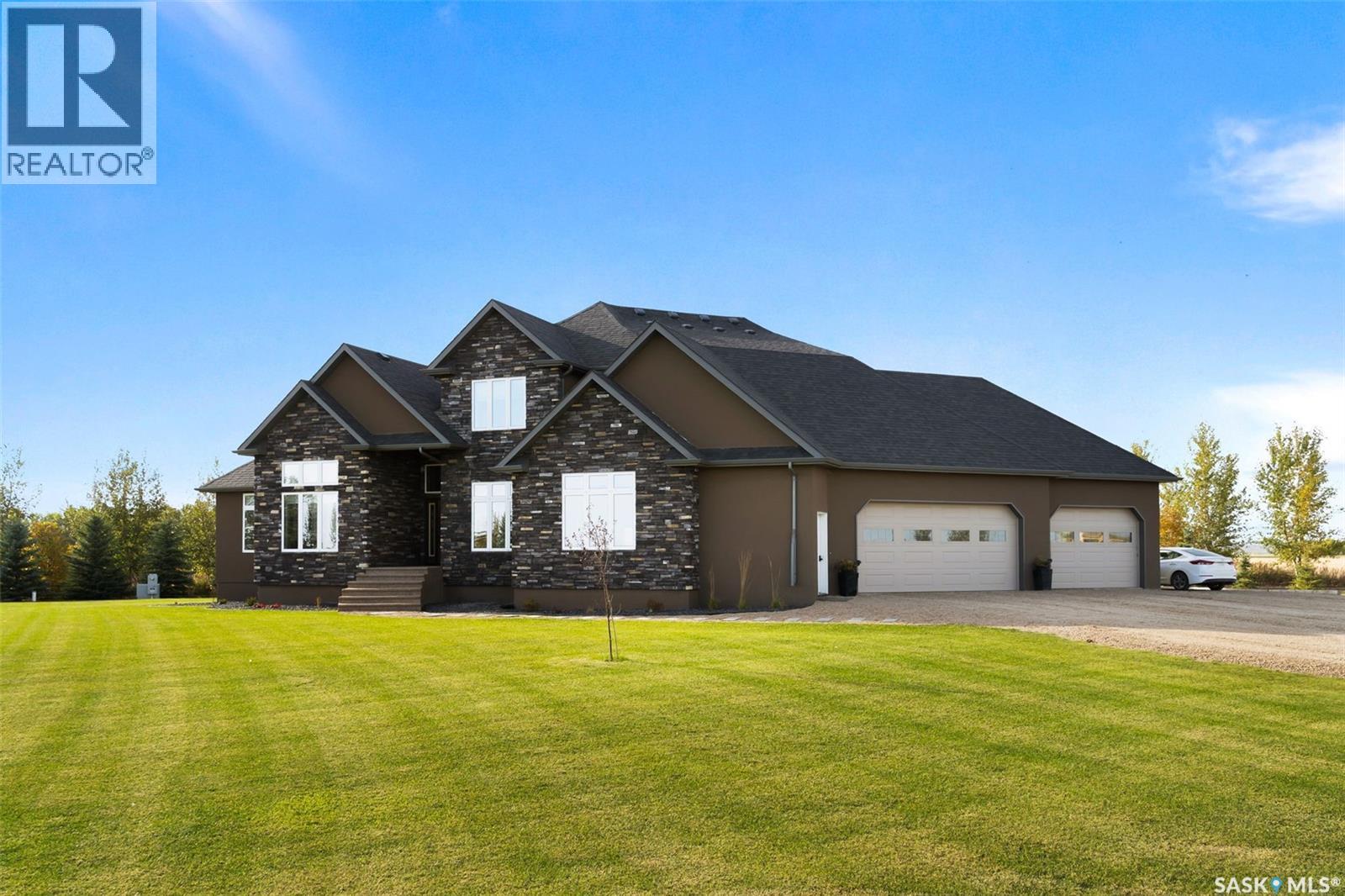 Batters Acreage Property Photo 2