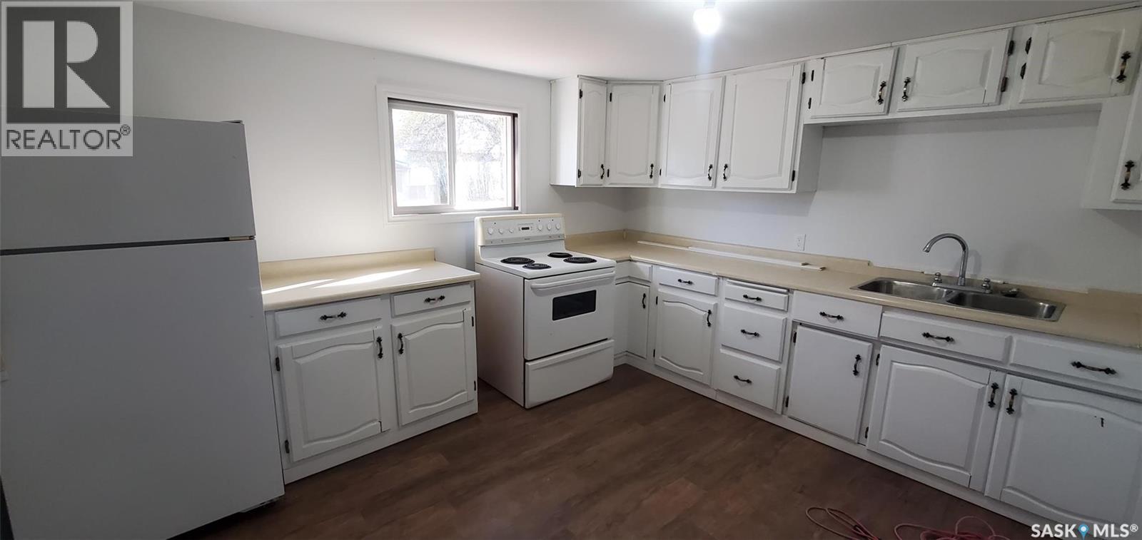 109 Cairo Street Property Photo 43