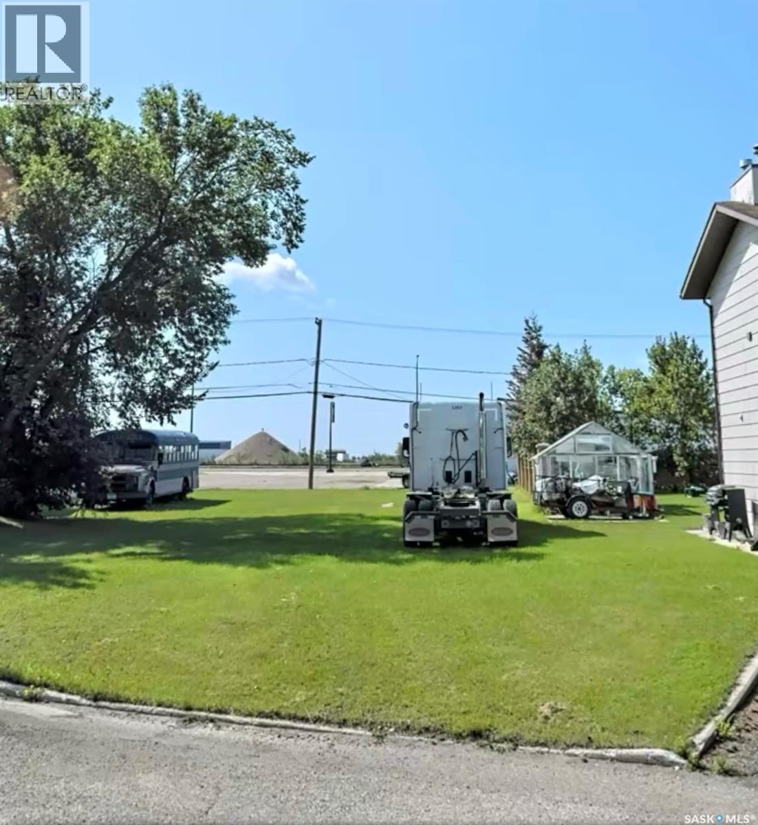 12 Shannon CRESCENT