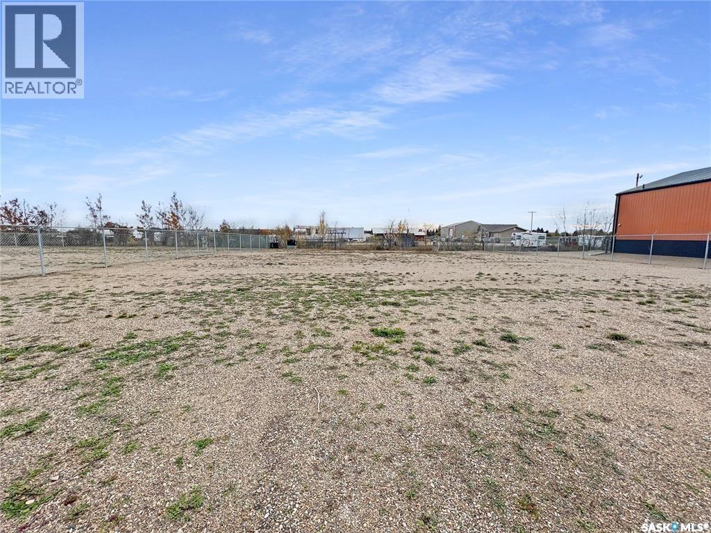 Hwy 2 East Service Road Property Photo 32