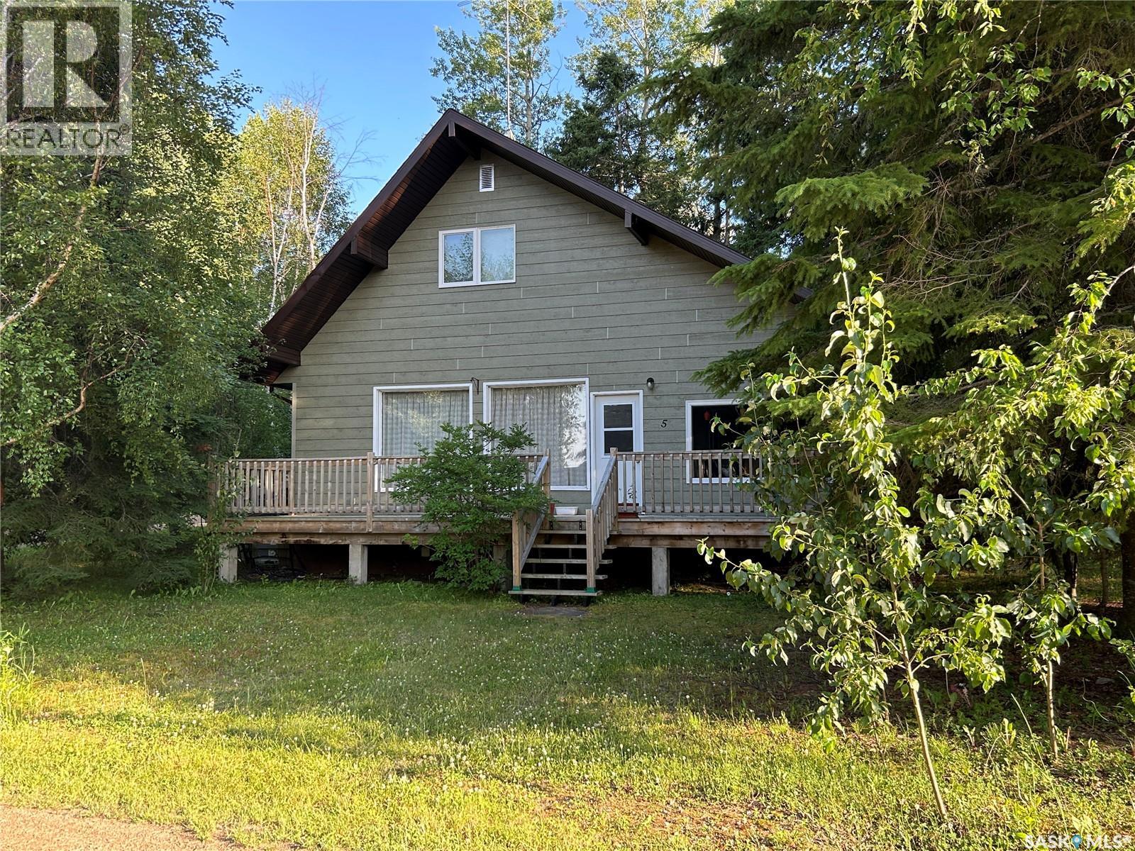 5 Clearsand Drive Property Photo 2