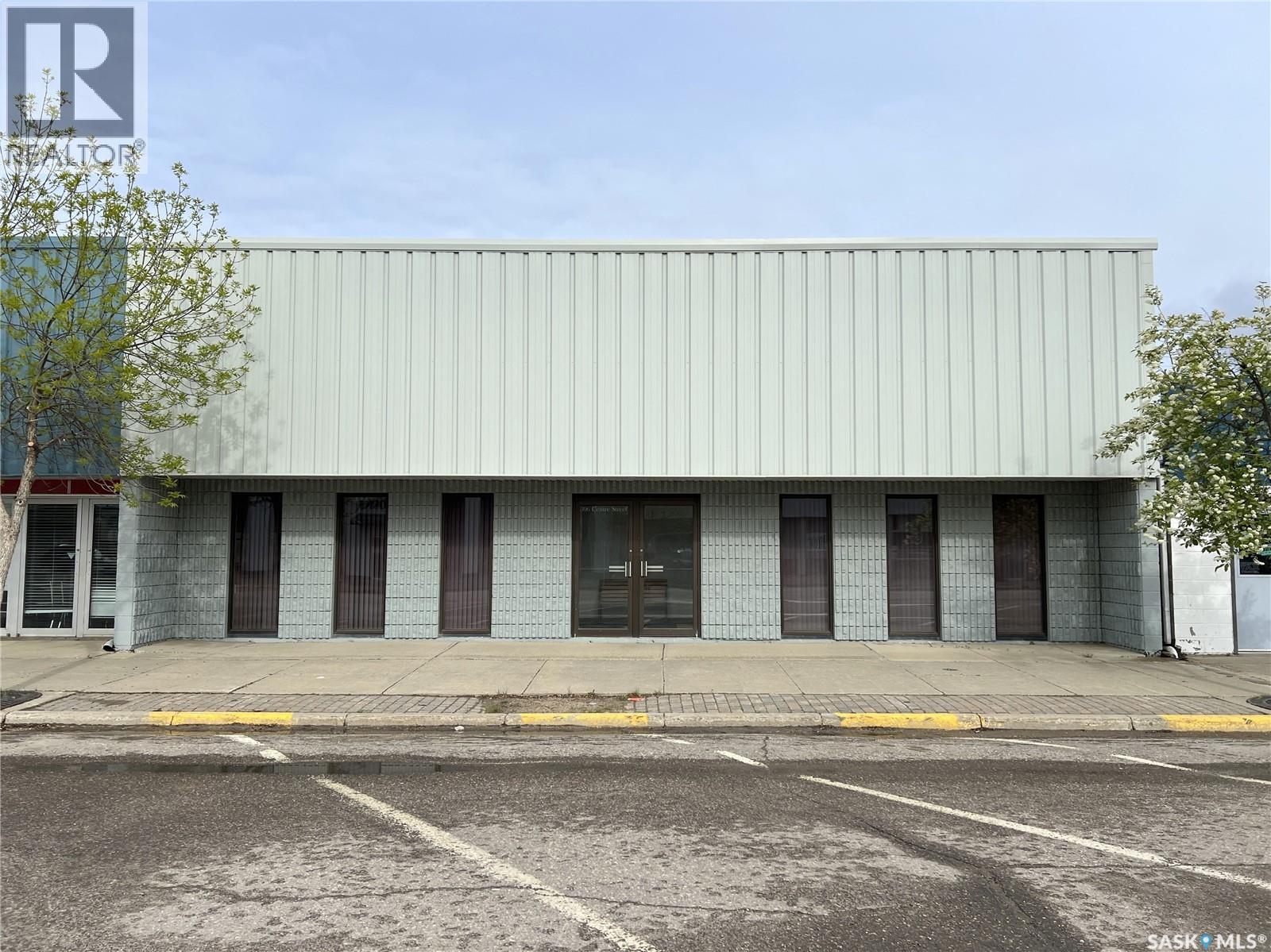 306 Centre Street Property Photo 1