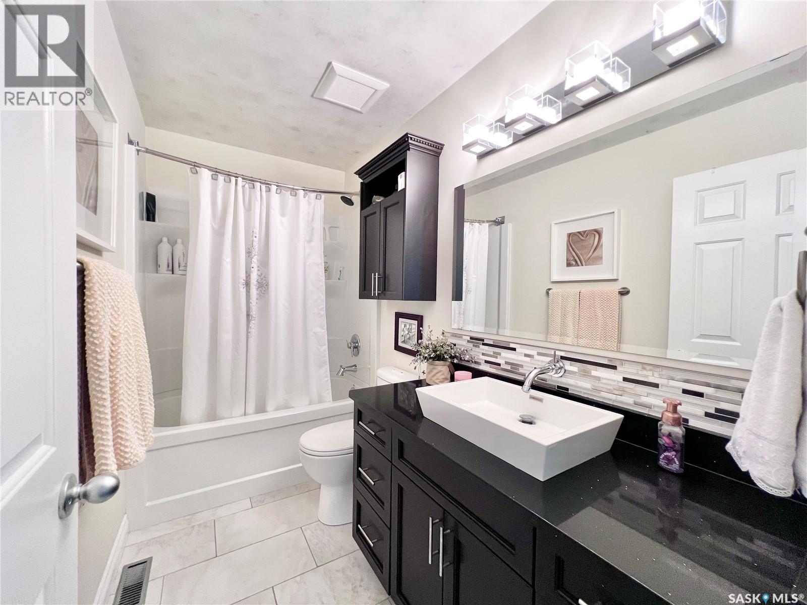 5 Poplar Place Property Photo 33