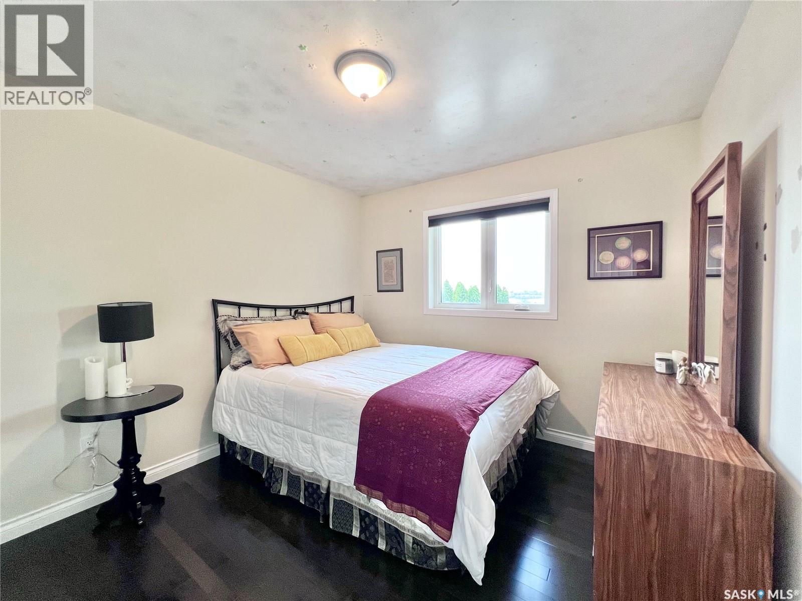 5 Poplar Place Property Photo 34
