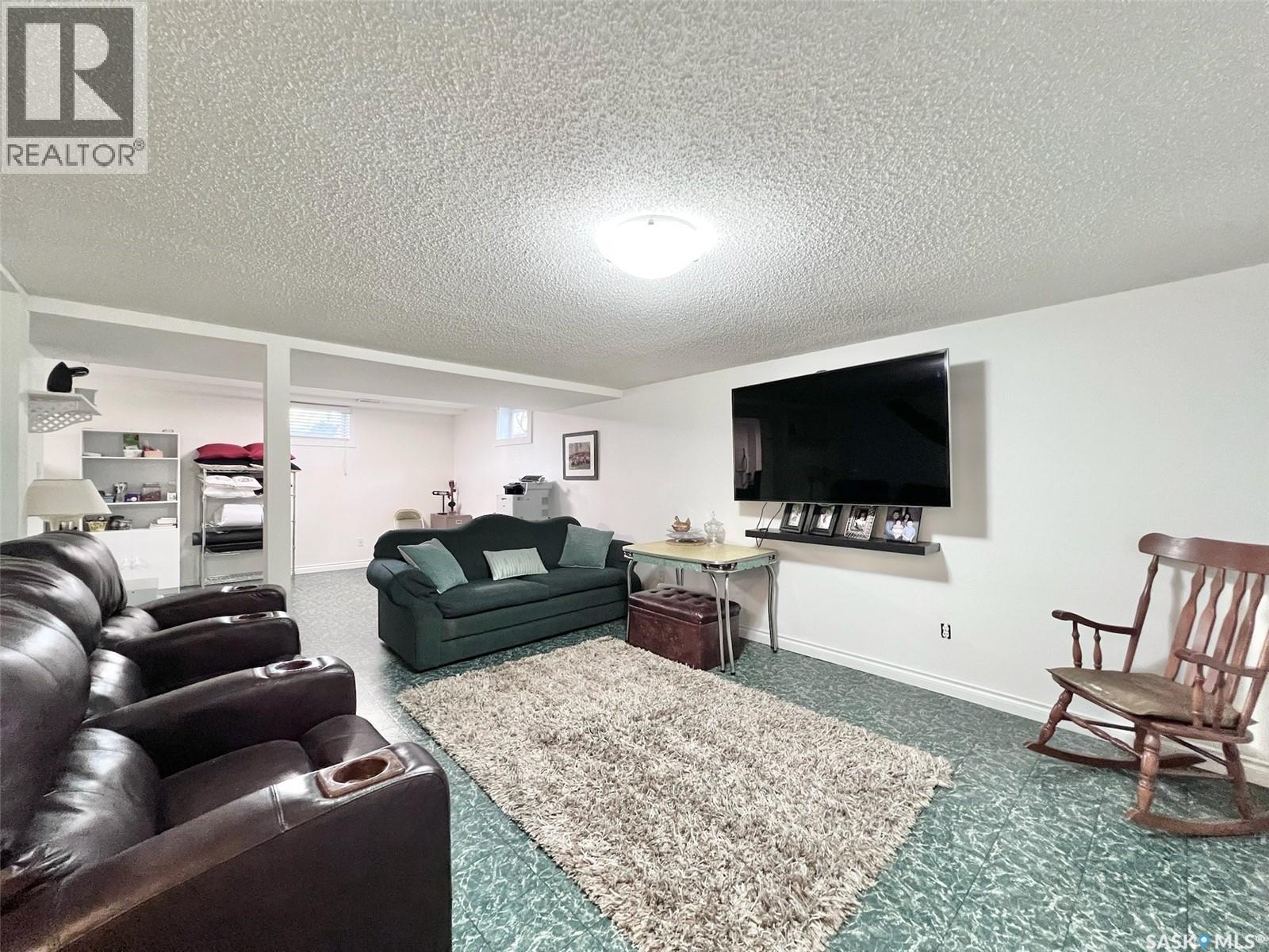 5 Poplar Place Property Photo 35