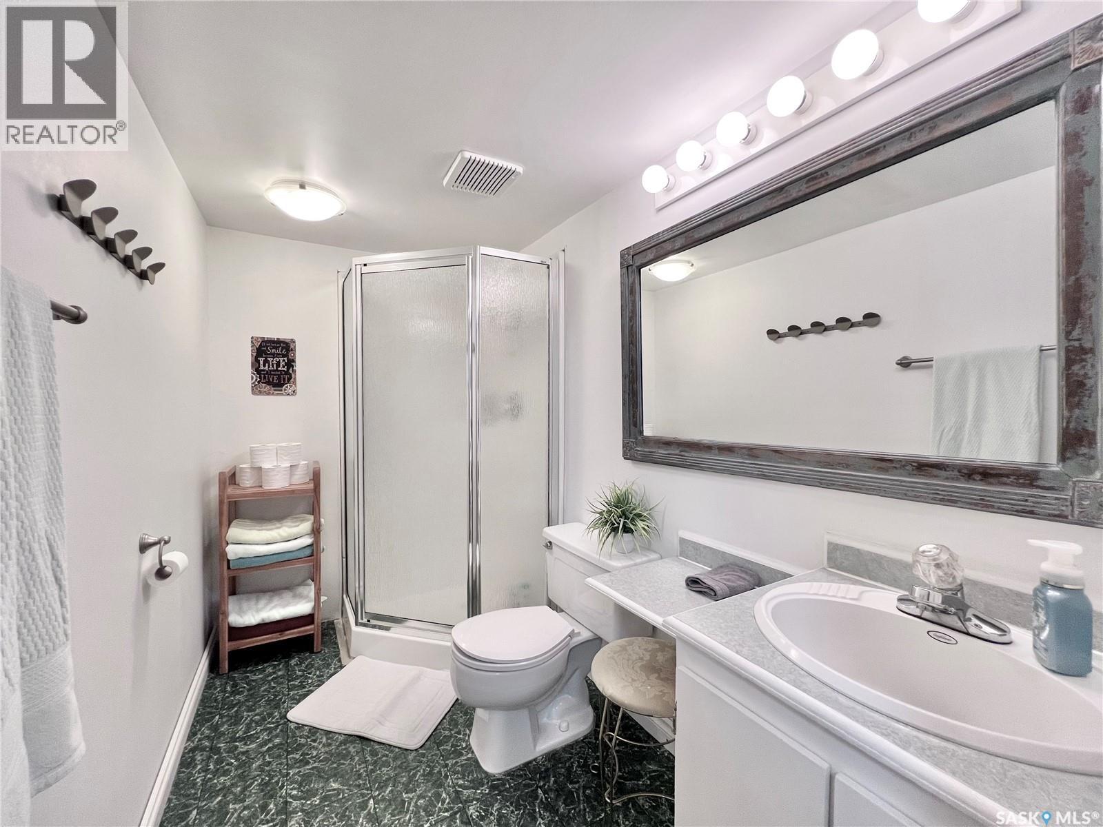 5 Poplar Place Property Photo 37