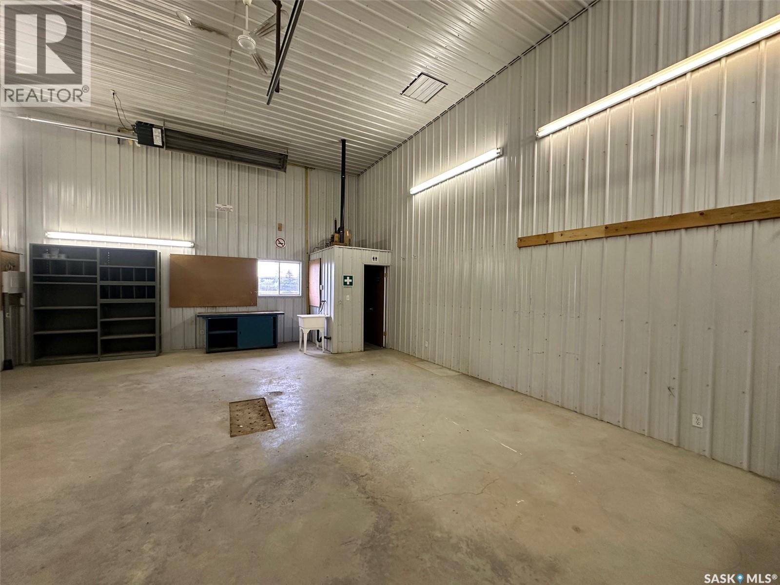 460 Highway Property Photo 3