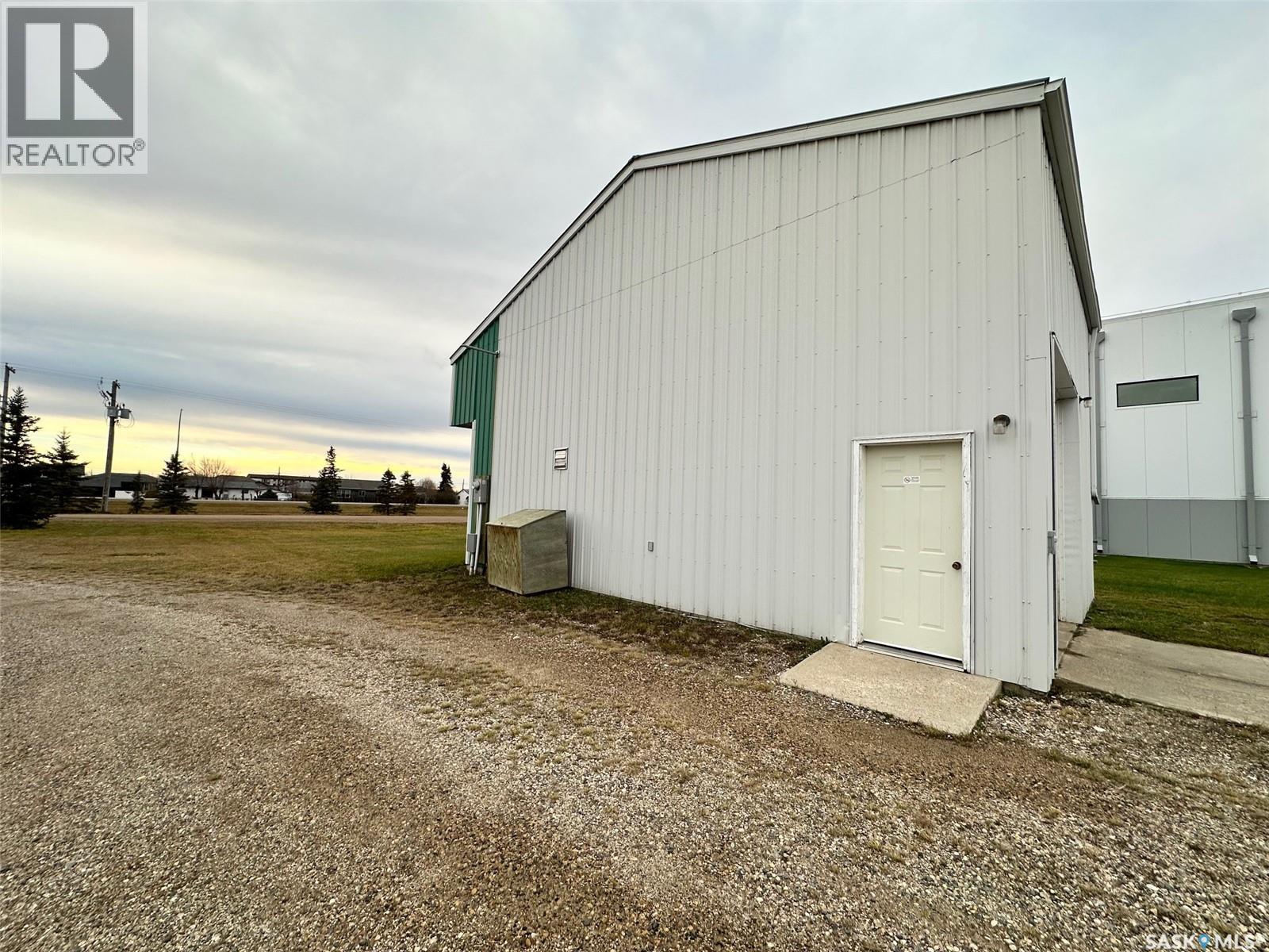 460 Highway Property Photo 6