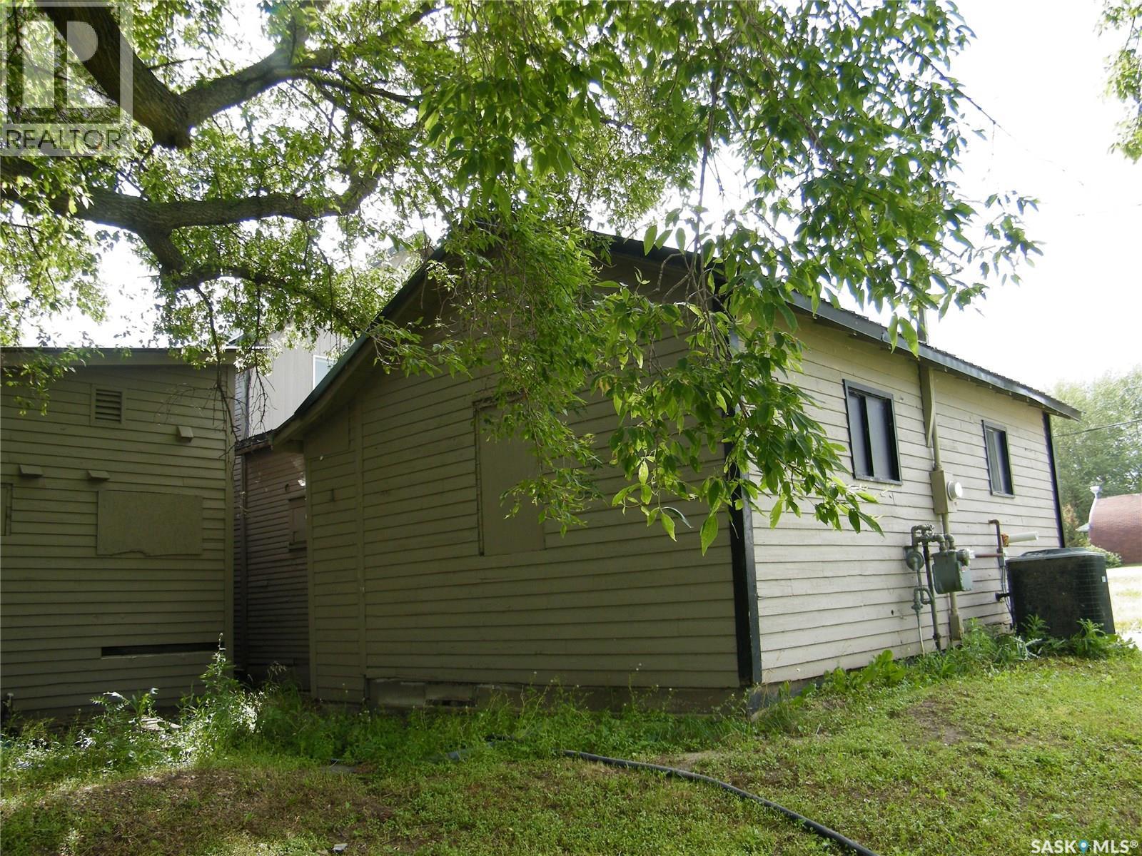 113 Centre Street Property Photo 6