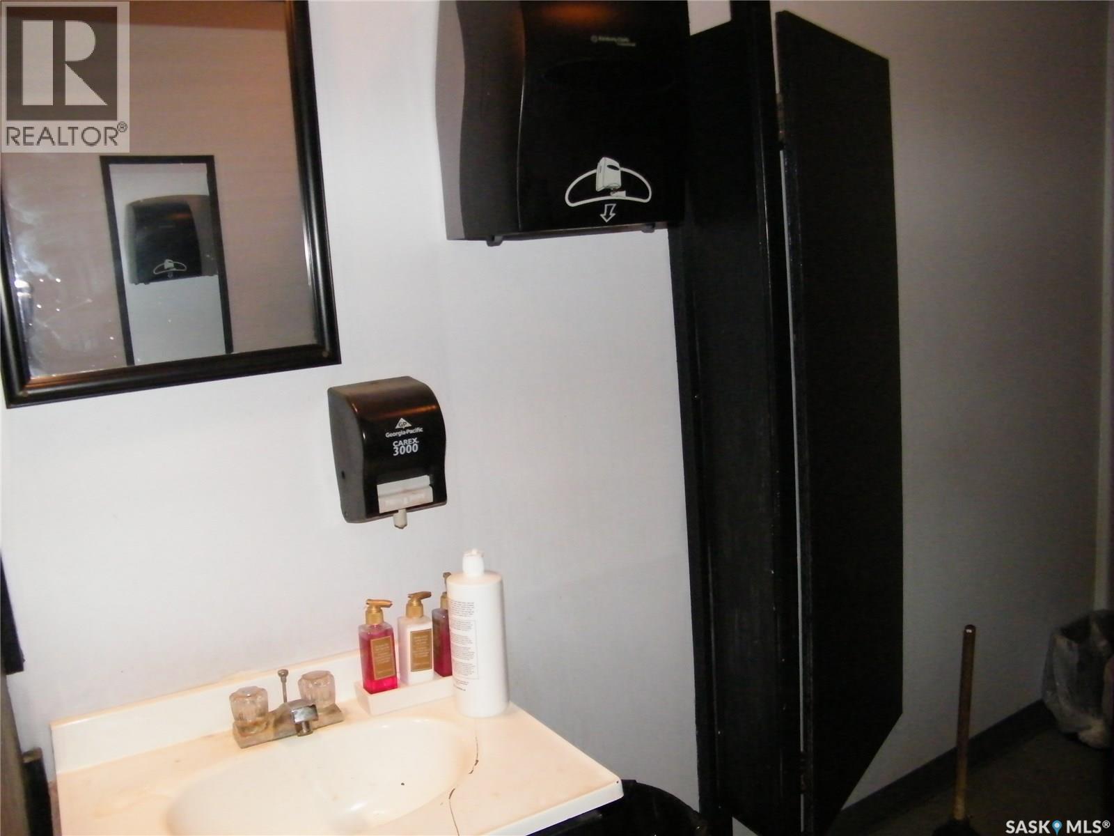 113 Centre Street Property Photo 34