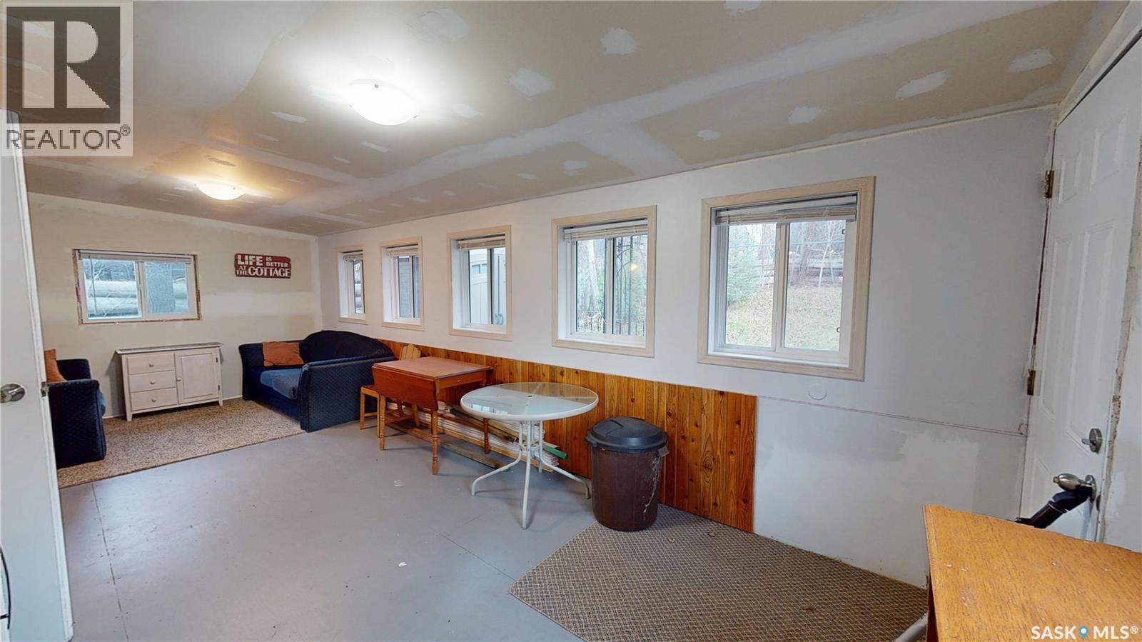 910 17th Avenue Property Photo 6