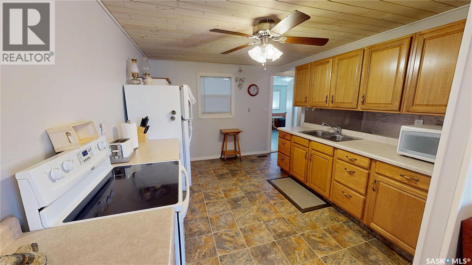 910 17th Avenue Property Photo 10
