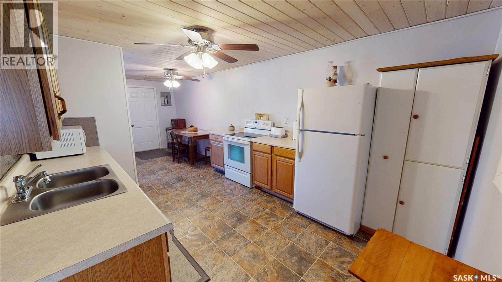 910 17th Avenue Property Photo 11