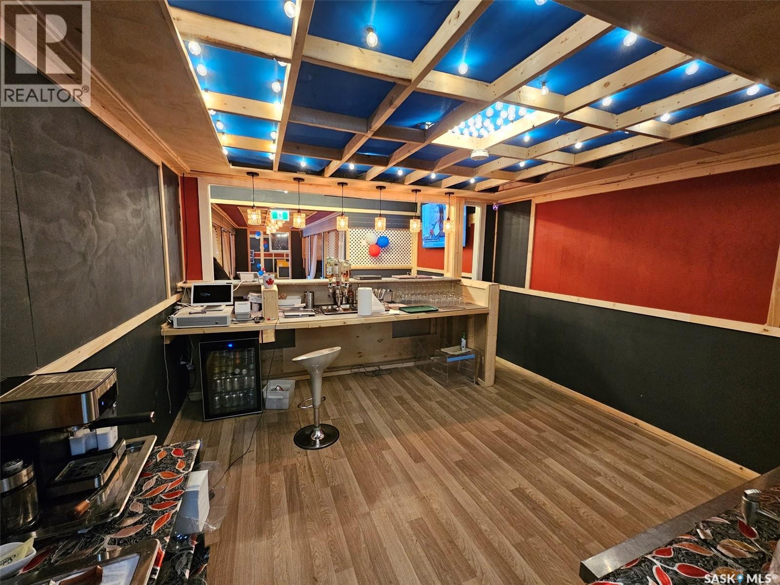 7 Broadway Street Property Photo 3