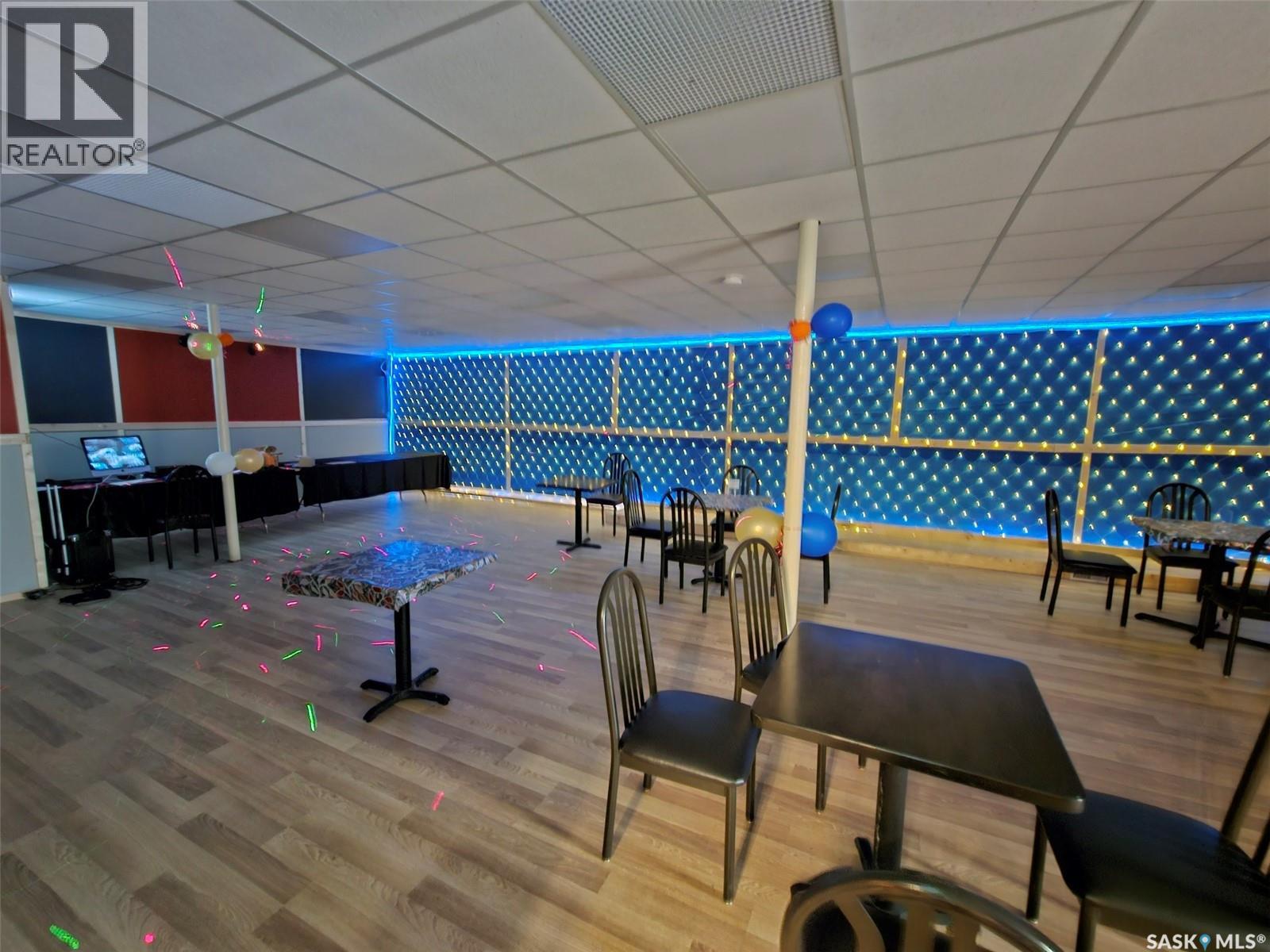 7 Broadway Street Property Photo 7