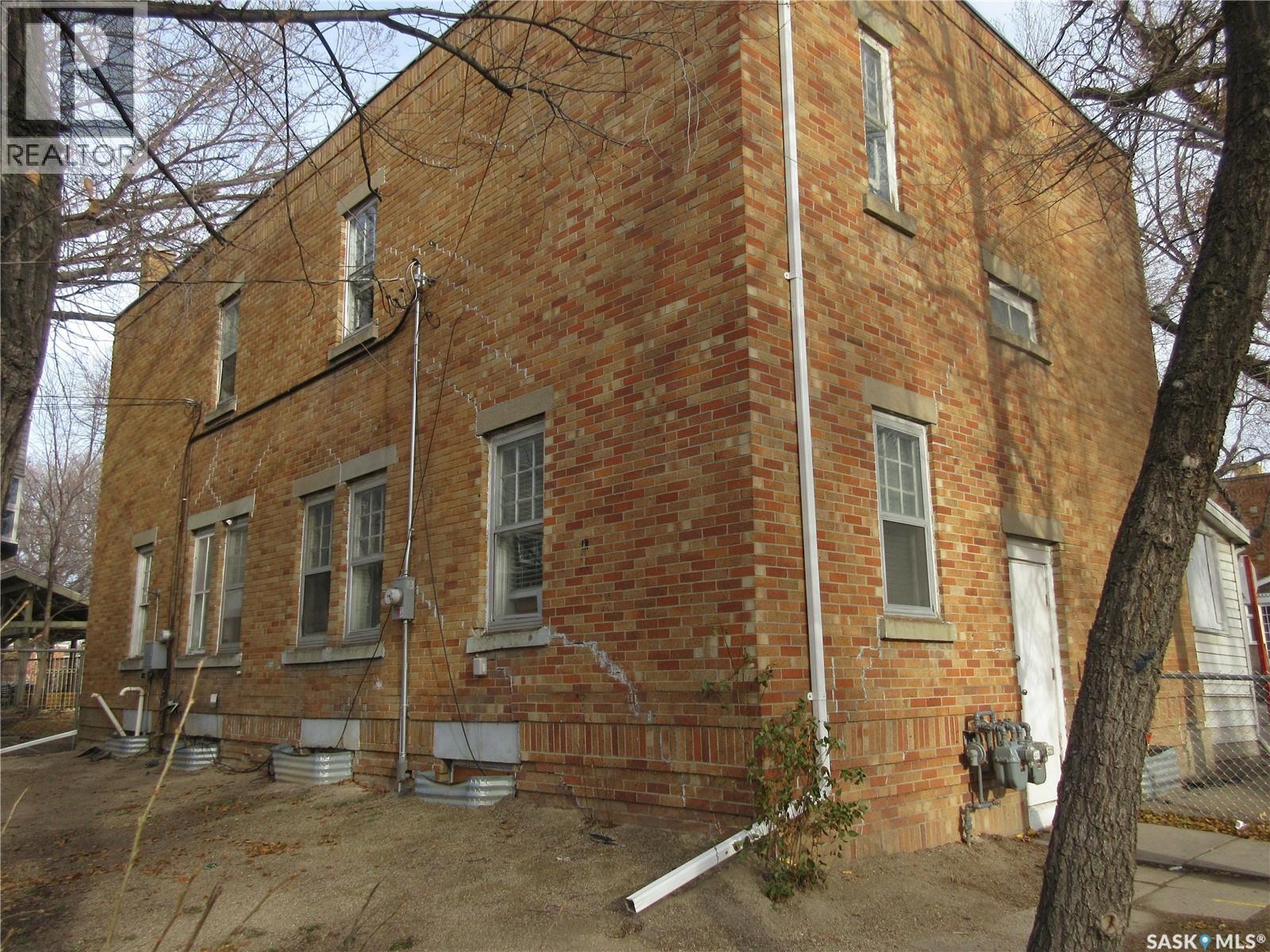 1878-1880 Ottawa Street Property Photo 2