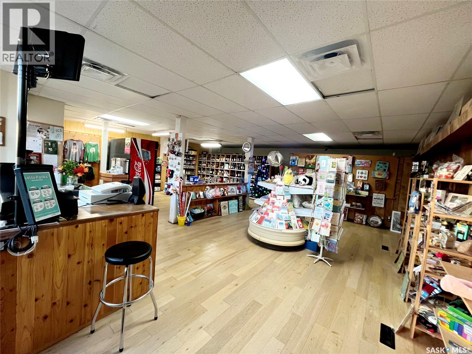 40 Centre Street Property Photo 4
