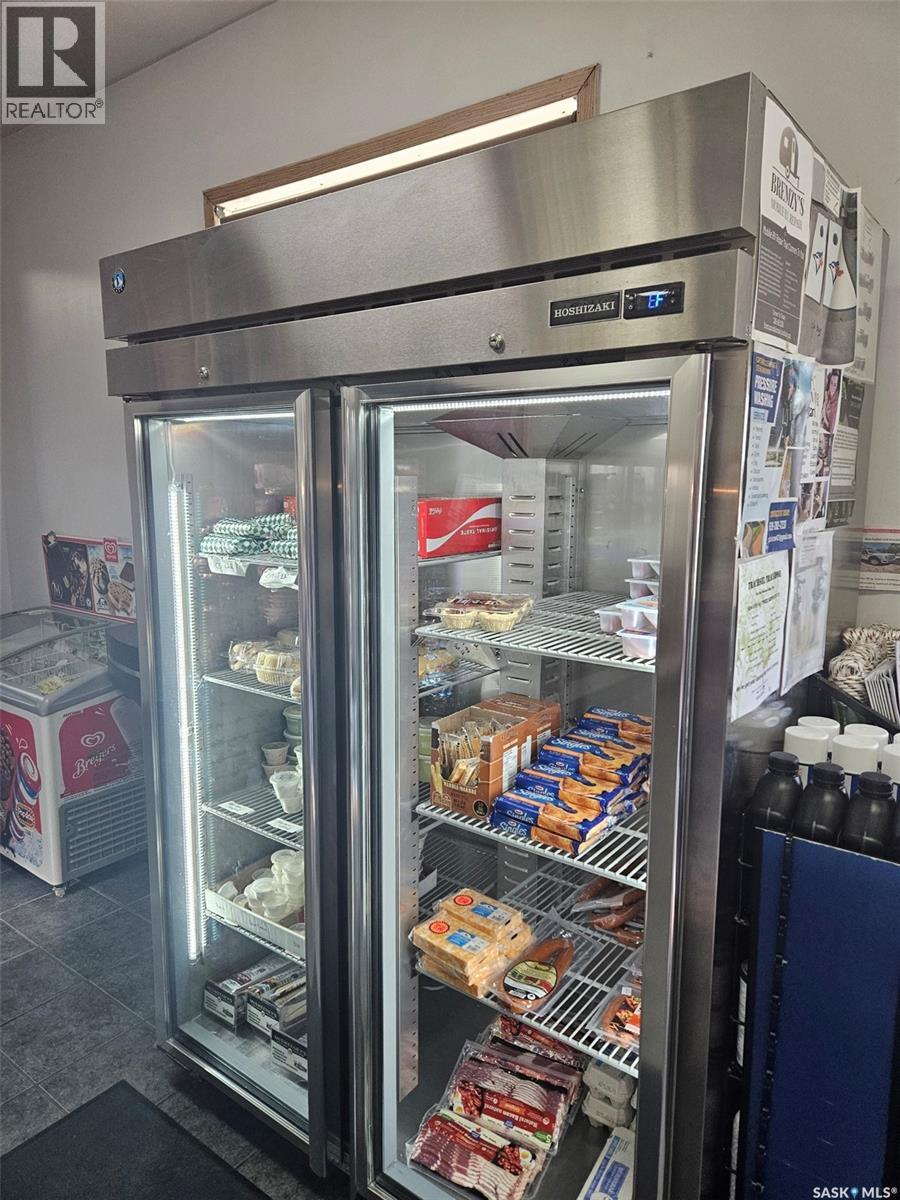 512 Railway Avenue Property Photo 15