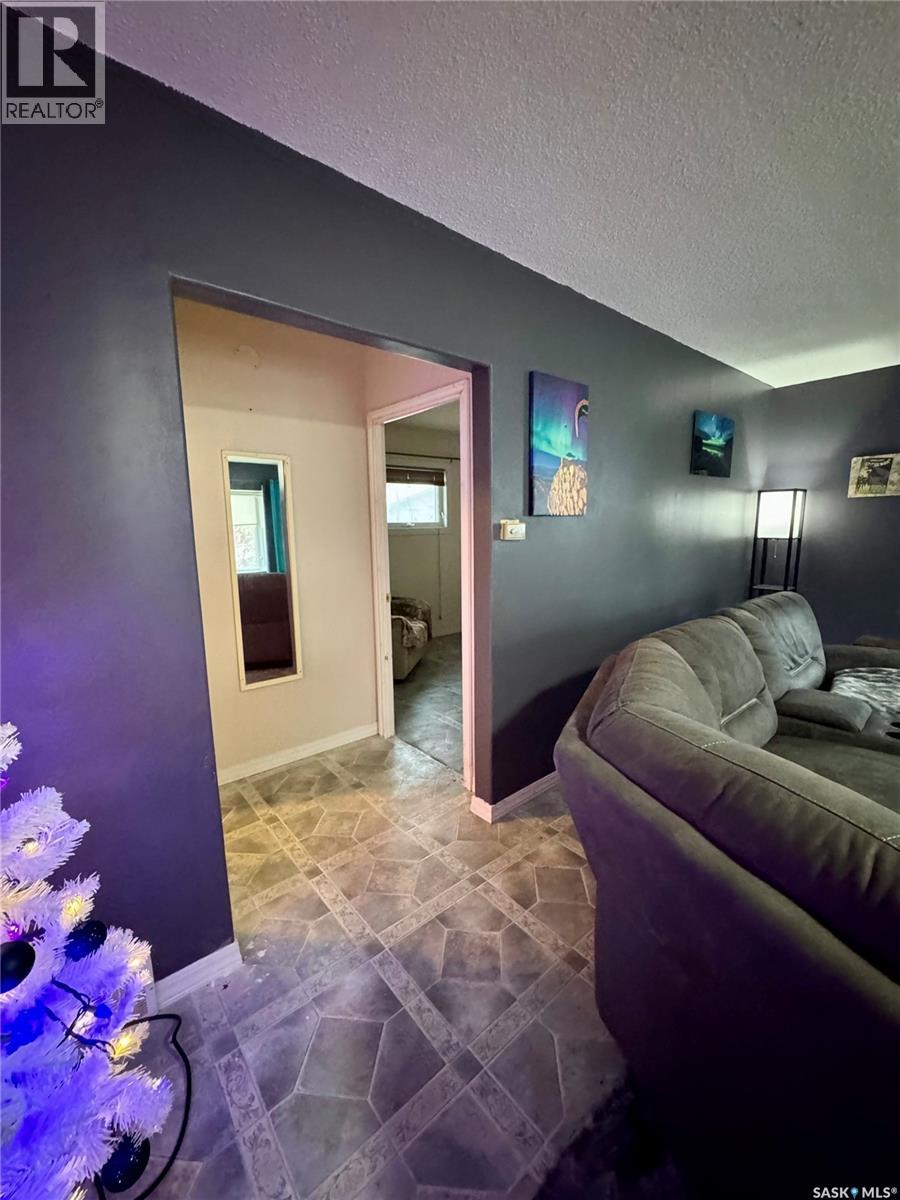 719 Donald Street Property Photo 10
