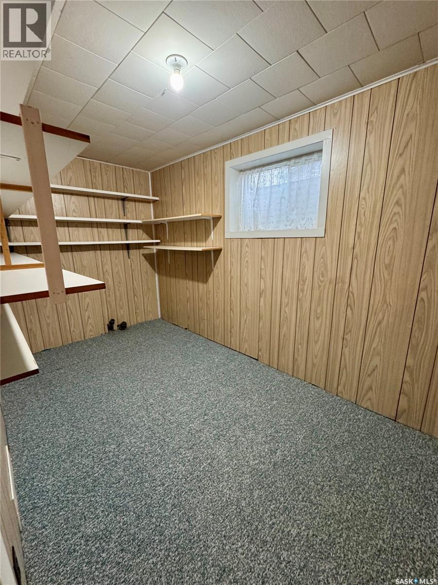 719 Donald Street Property Photo 24