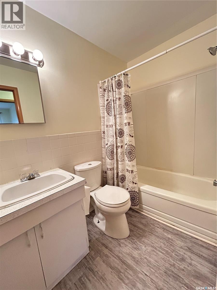15 4th Avenue Property Photo 17