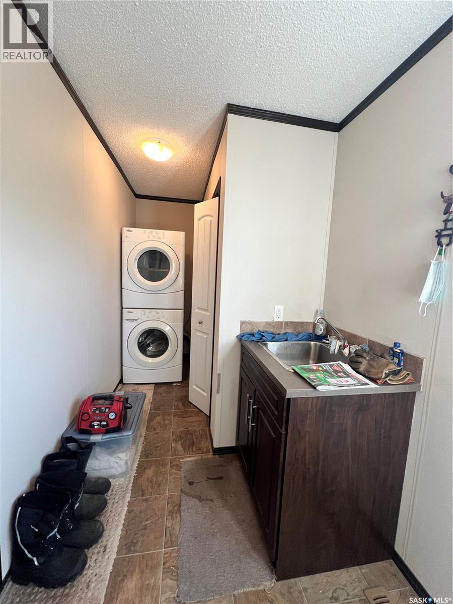 42 2nd Street Property Photo 15