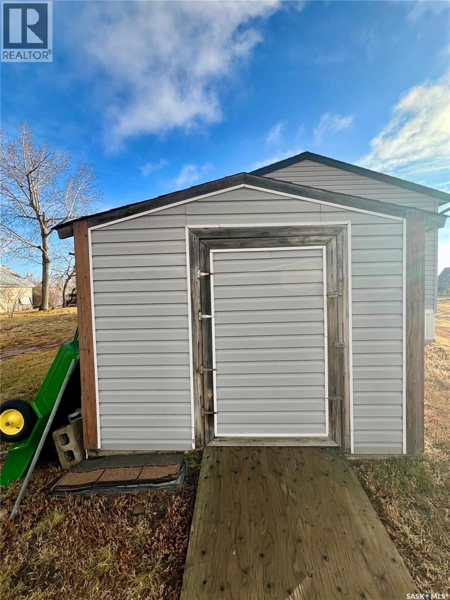 42 2nd Street Property Photo 21