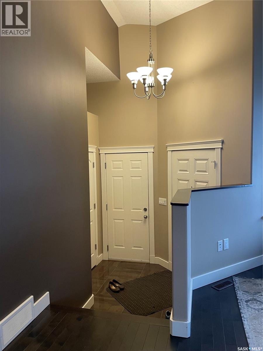 916 3rd Street Se Property Photo 3