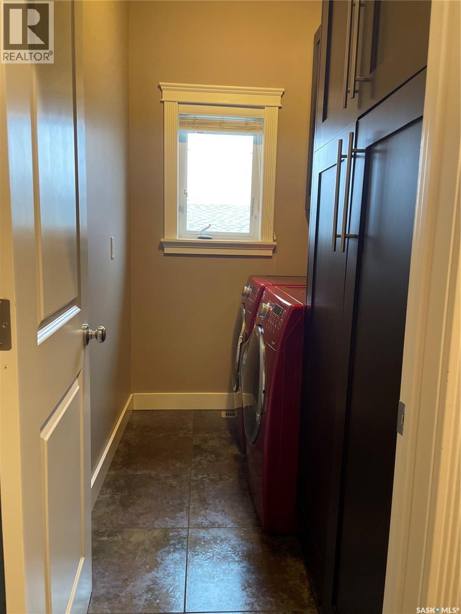 916 3rd Street Se Property Photo 13