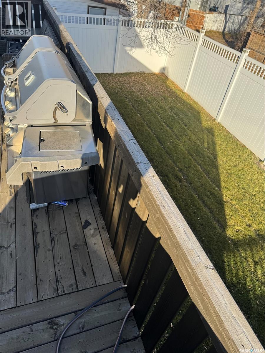 916 3rd Street Se Property Photo 18