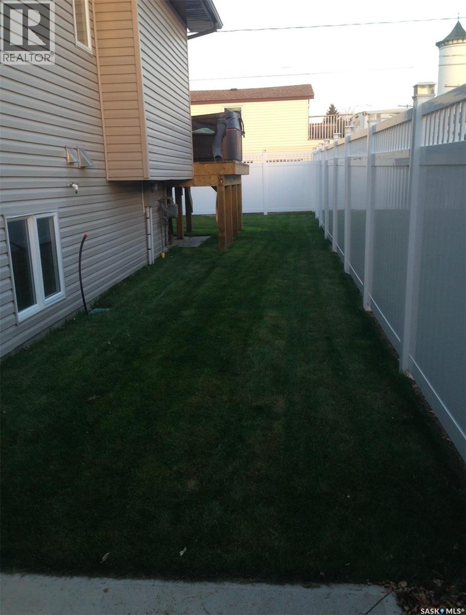 916 3rd Street Se Property Photo 19