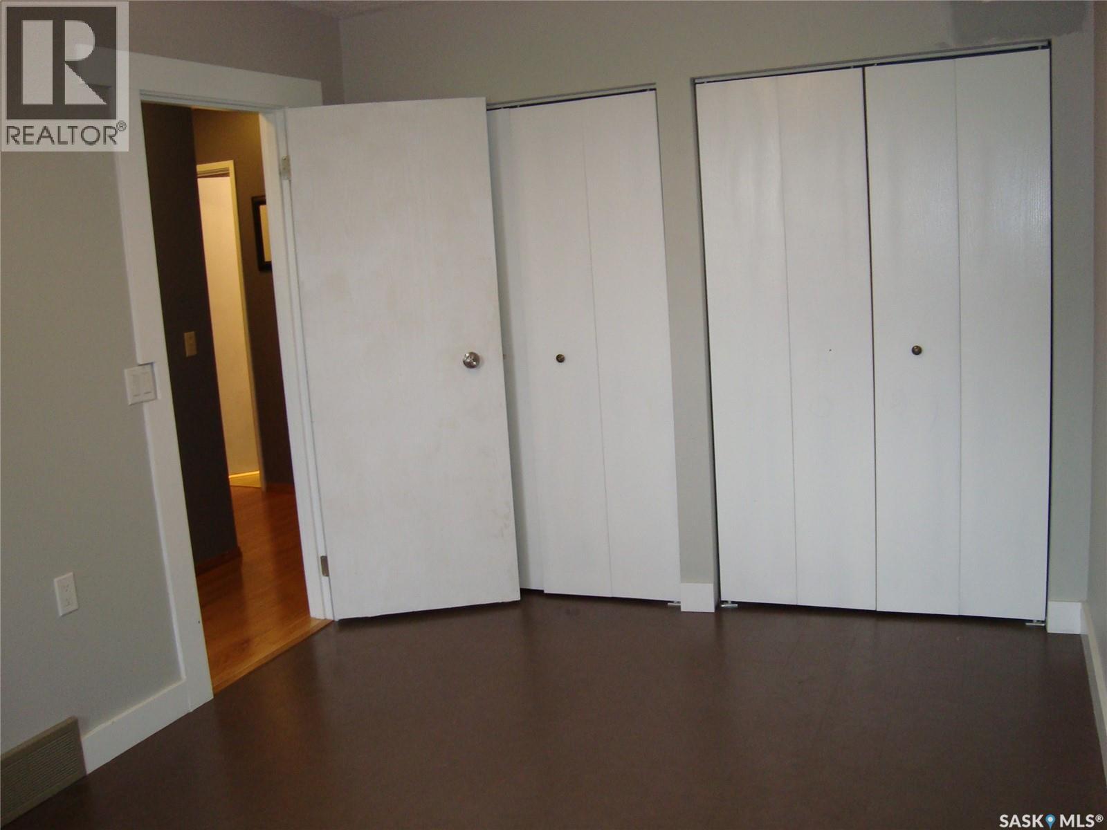 105 4th Avenue W Property Photo 21