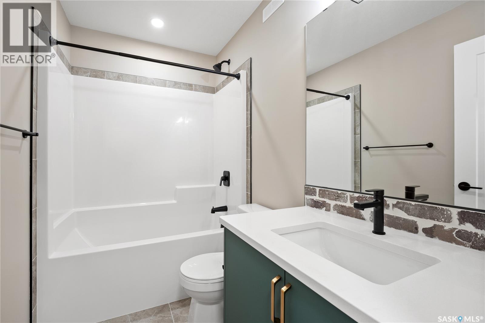 321 Veterans Drive Property Photo 18