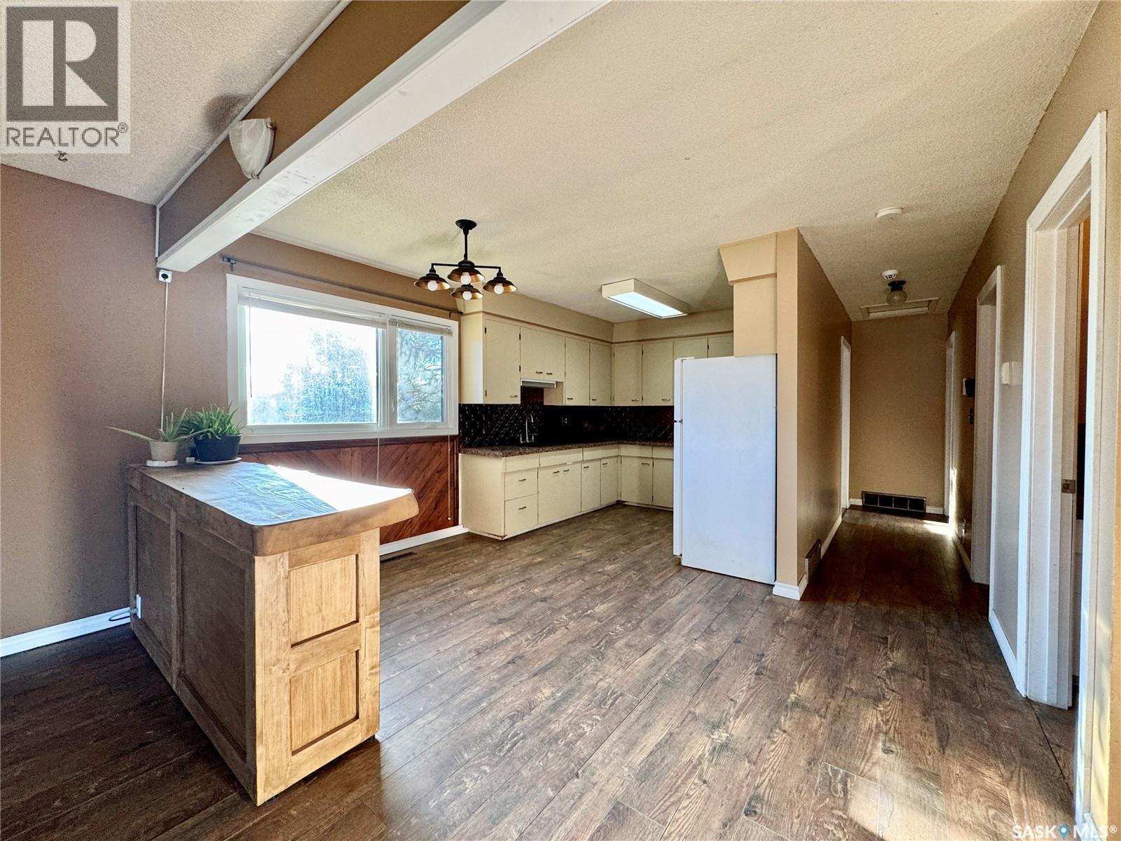 103 Cottonwood Crescent Property Photo 7