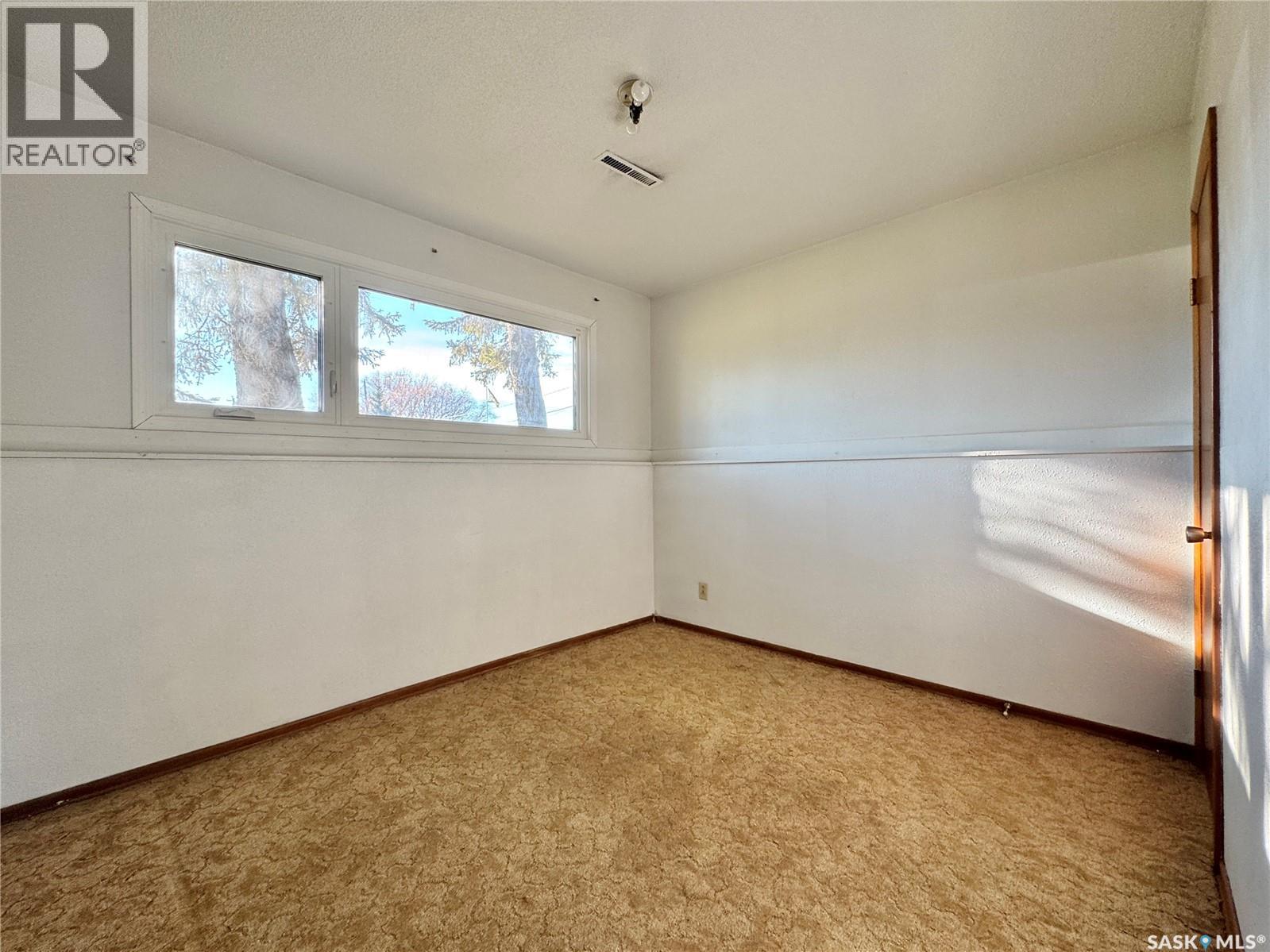 103 Cottonwood Crescent Property Photo 30