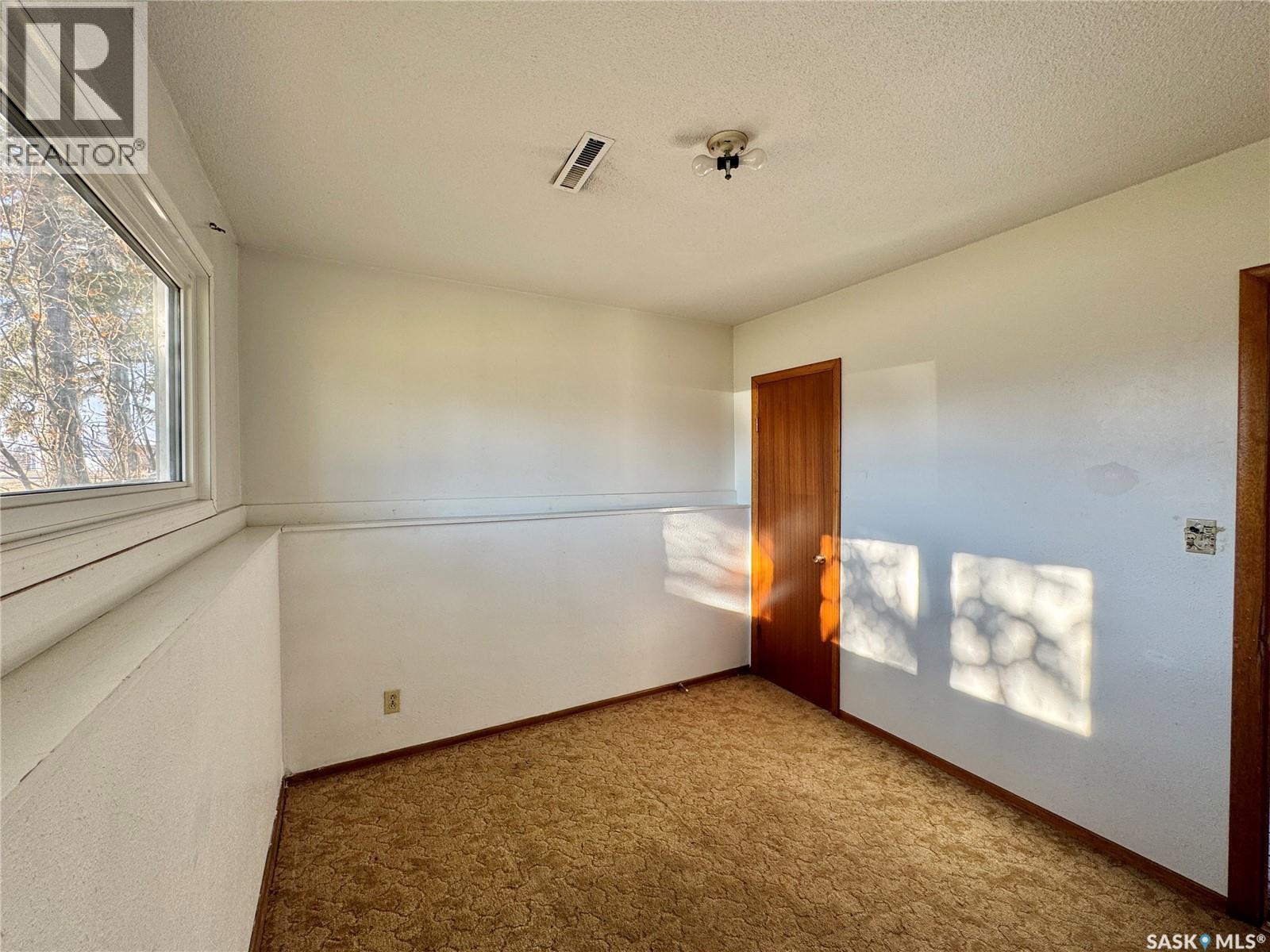 103 Cottonwood Crescent Property Photo 31