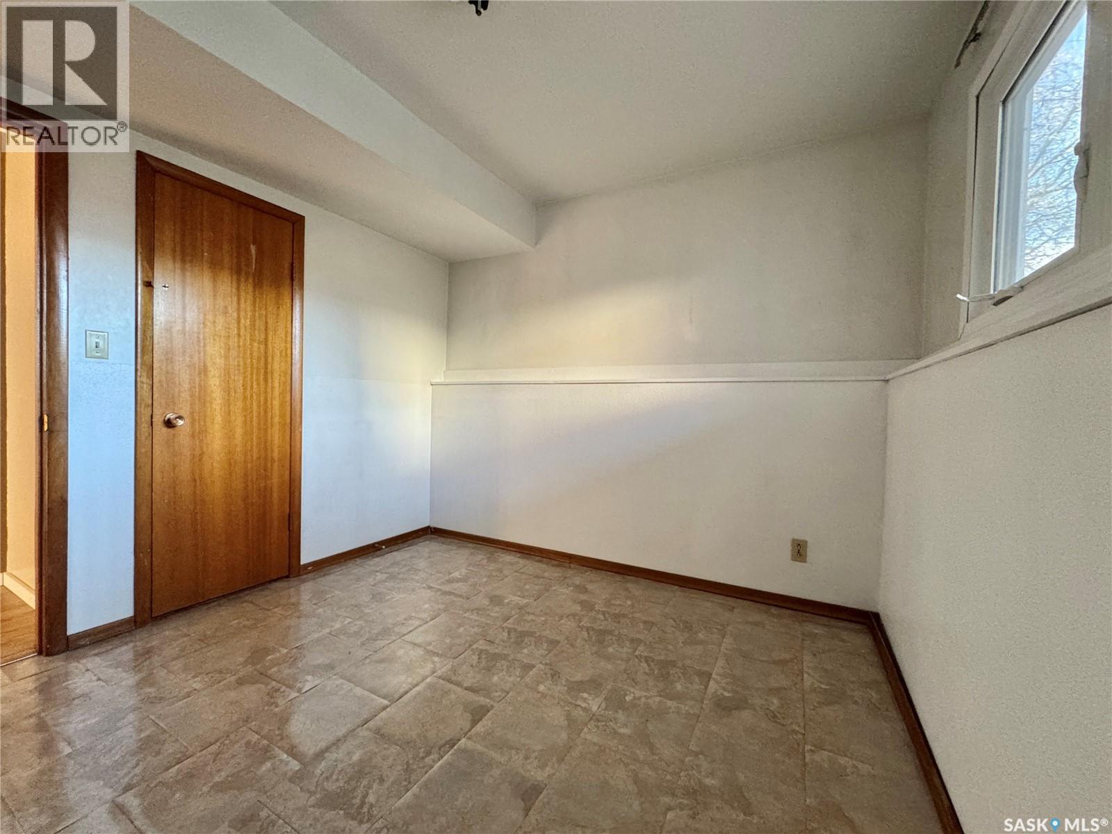 103 Cottonwood Crescent Property Photo 33