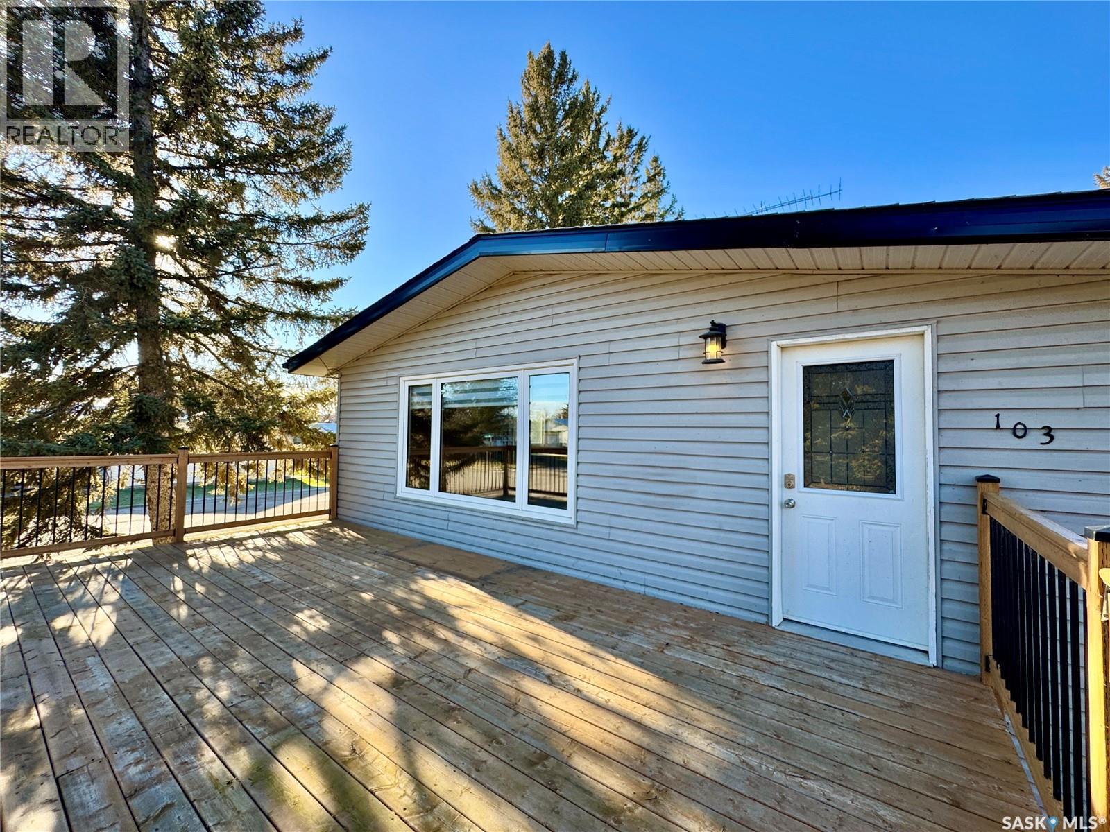 103 Cottonwood Crescent Property Photo 44