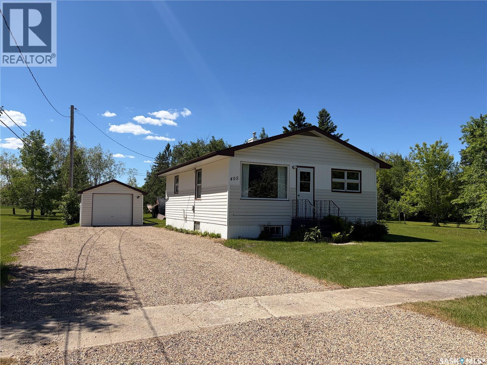 405 Nelson Avenue Property Photo 1